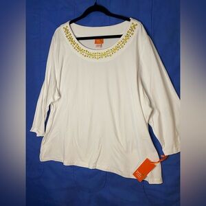 Hearts of Palm White Top with Yellow Embellishments